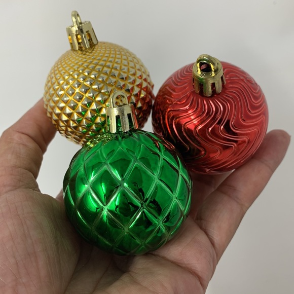 5 pc lot Christmas tree ornaments decorations, elf, candy canes, balls, NEW - Picture 14 of 16